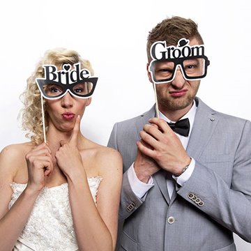 Photobooth selfiesticks Bride & Groom, 2 stk. festartikler