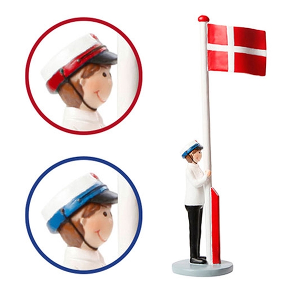 Student Dreng med rød/blå studenterhue 31cm studentergave